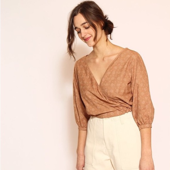 esby marie prairie reversible top in pecan size M - Picture 2 of 6